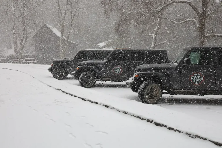 Jeep in the snow at Babcock state park